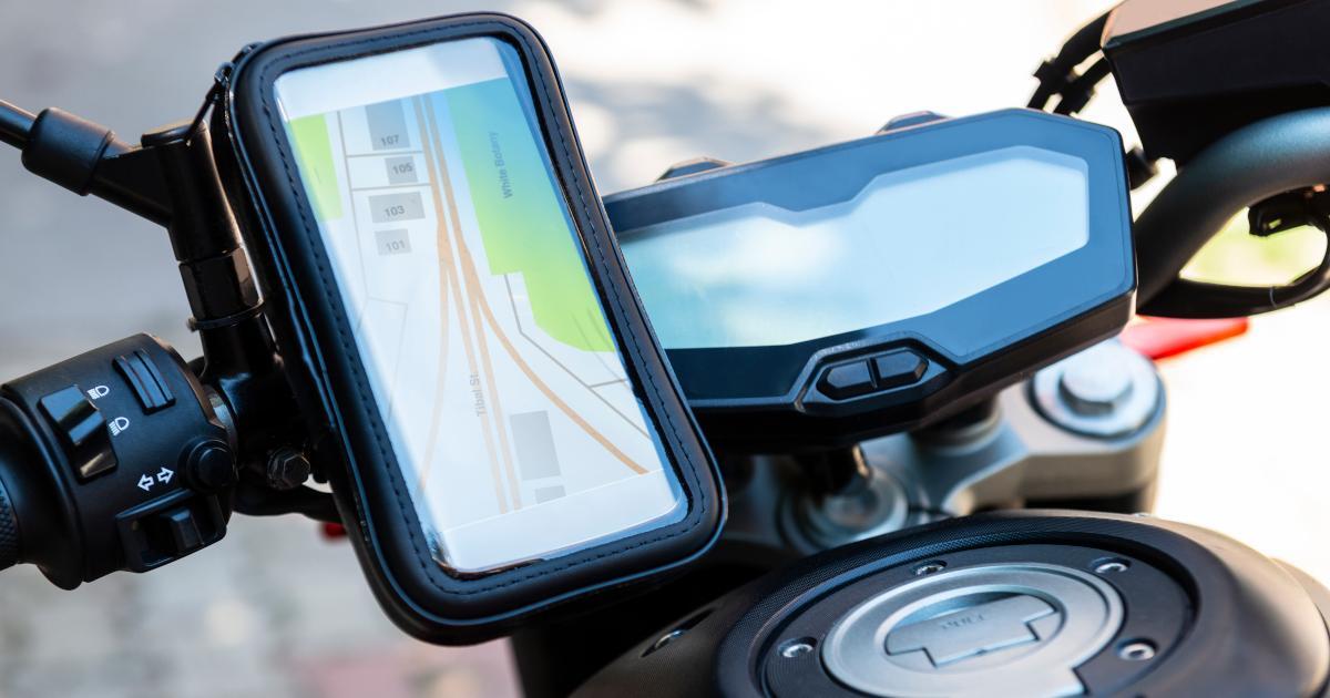 Adjustable Display Screens